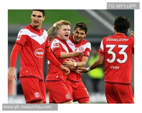 杜塞尔多夫正式签约多特蒙德年轻中锋保利纳转会费为40万欧元